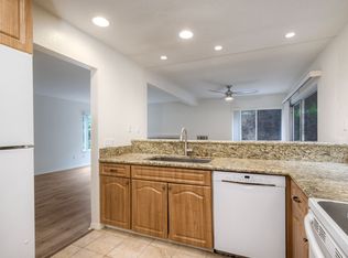 930 Via Mil Cumbres, Solana Beach, CA 92075