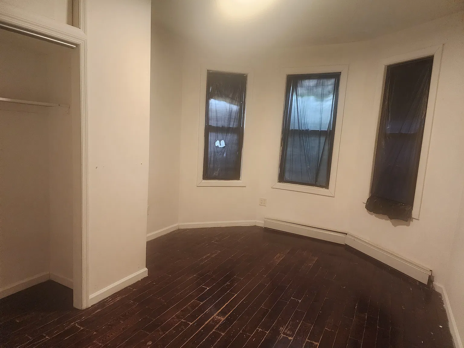 2 bed, 850 sqft, $2,500 — Photo 4