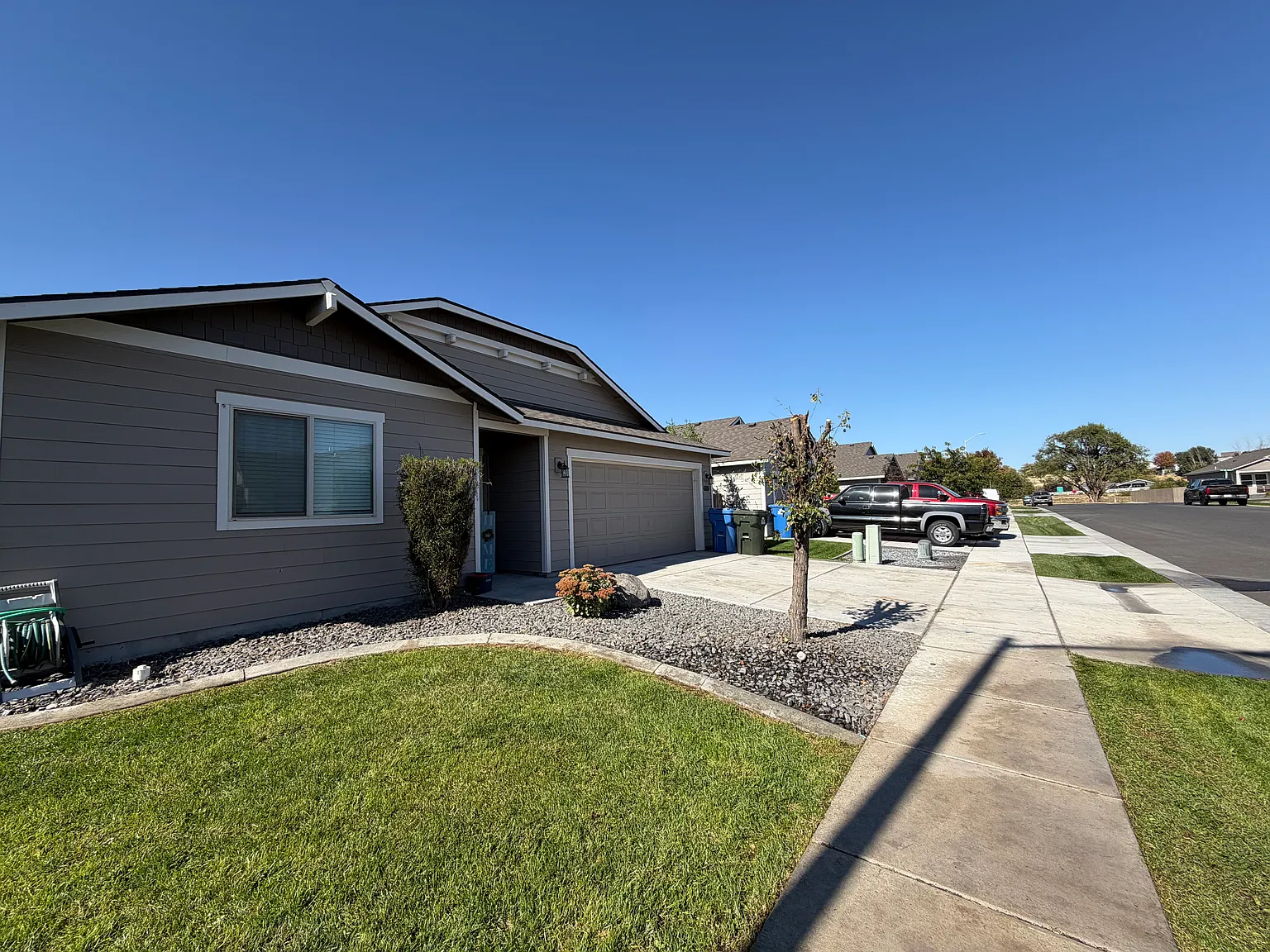 3 bed, 1560 sqft, $2,200 — Photo 3