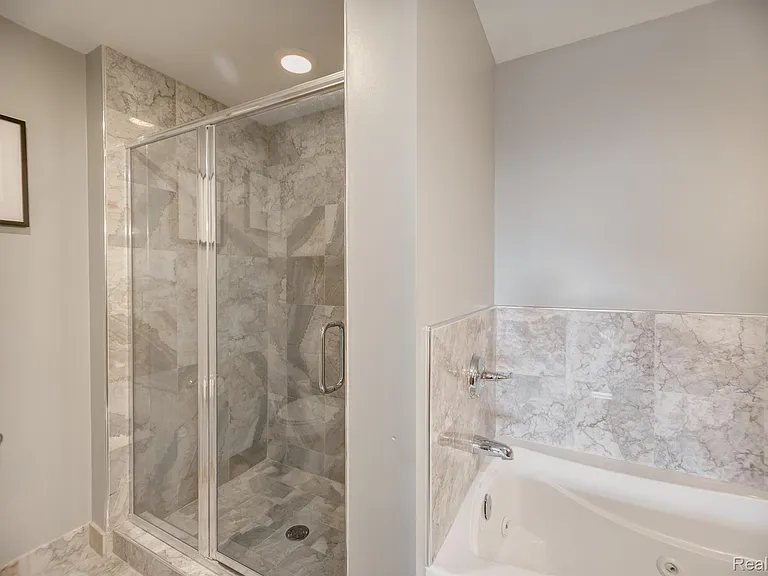 1135 Shelby St #2605 — Photo 27