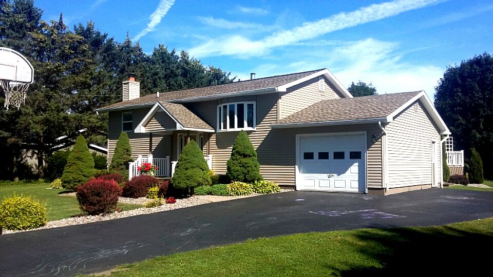 1st image of 1657 White Bridge Cir
