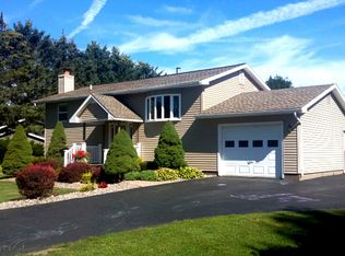 1657 White Bridge Cir, Homer, NY 13077