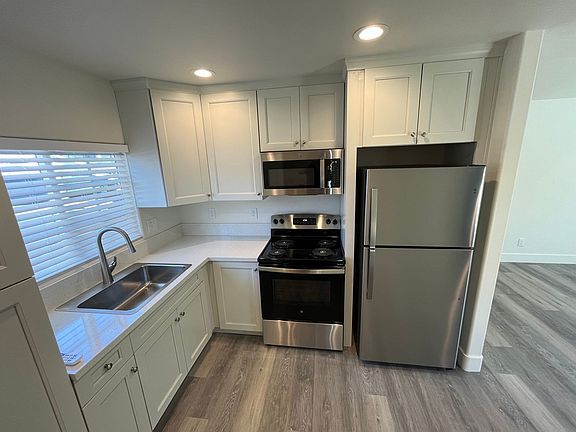 2nd image of 158A Stubbs Ln