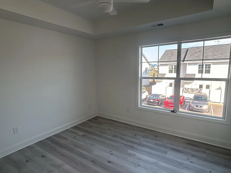 801 Rebecca Ln #B — Photo 3