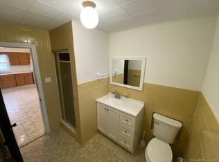 212 Greenwood Ave #1, Waterbury, CT 06704