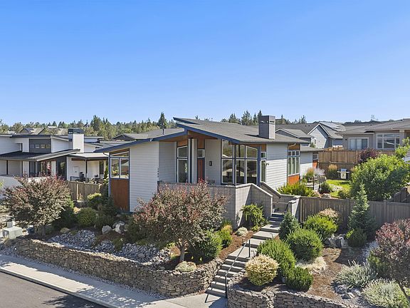 2nd image of 3480 SW 45th St