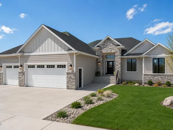 2619 Frisco Way, Bismarck, ND 58503