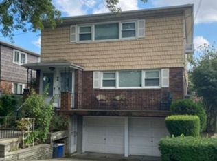 14640 25th Rd, Flushing, NY 11354
