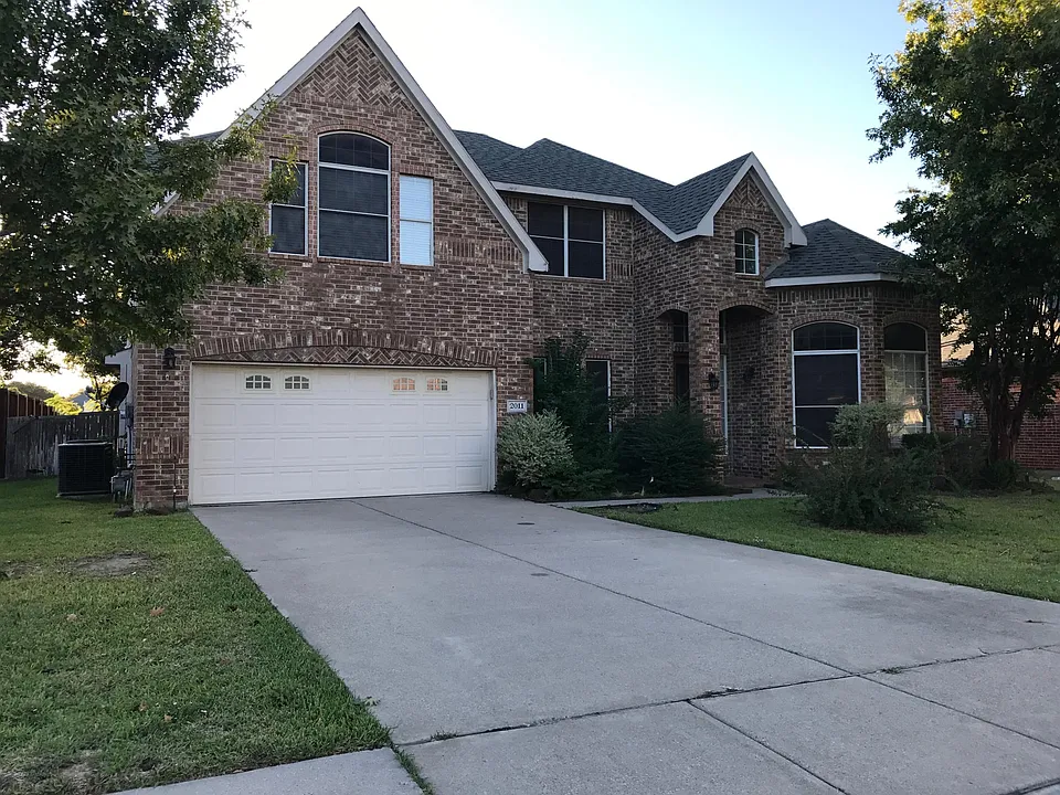 2011 Glen Manor Rd