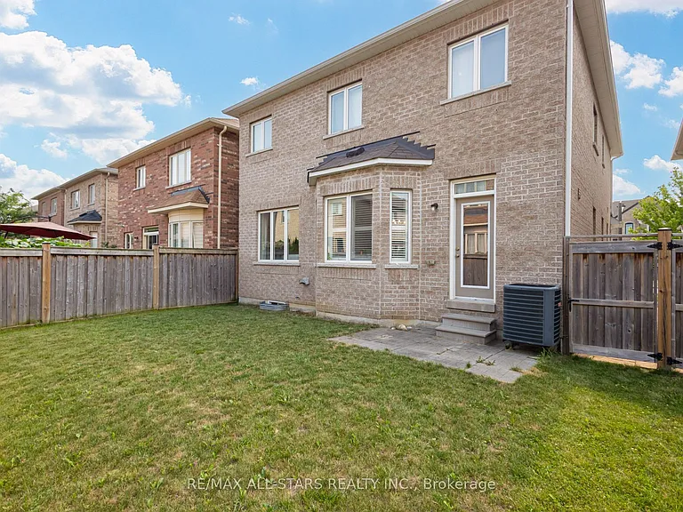 102 Creekland Ave — Photo 44