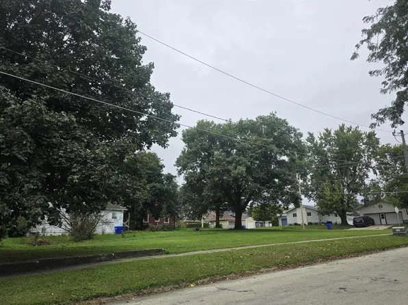 602 2nd Ave NE, Oelwein, IA 50662