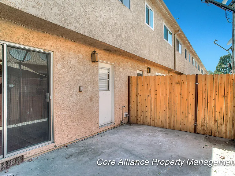 17151 Roscoe Blvd #18 — Photo 20