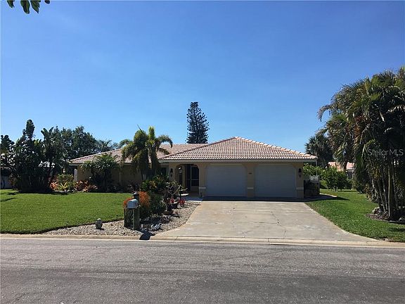 2nd image of 34 Waterford Dr
