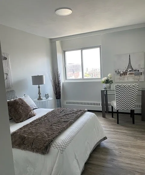 257 Lisgar St — Photo 7