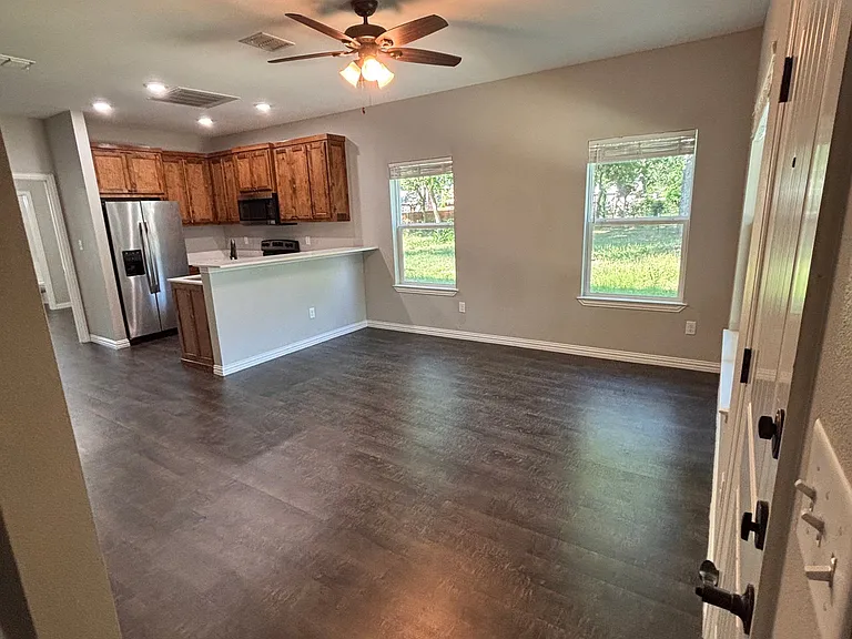 1136 W Shirley St #102 — Photo 11