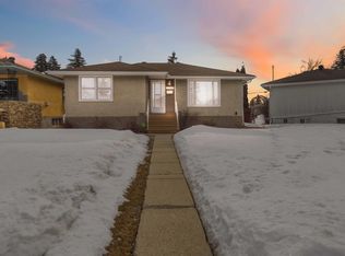 11307 115th St NW, Edmonton, AB