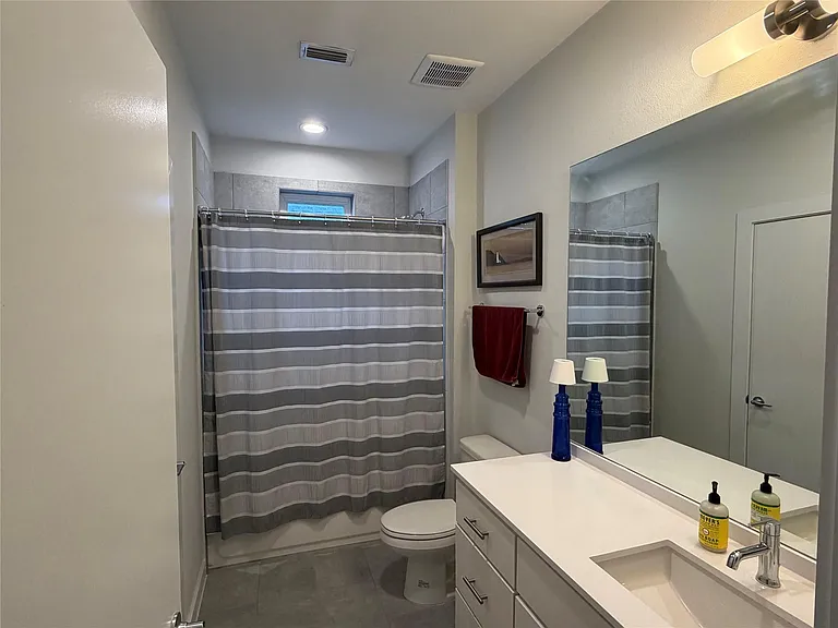 3612 Clary Way — Photo 11