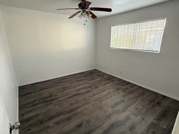 2109 1/2 E 81st St #1/2, Los Angeles, CA 90001