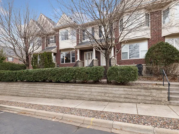 6090 W 16th St APT 903, Minneapolis, MN 55416