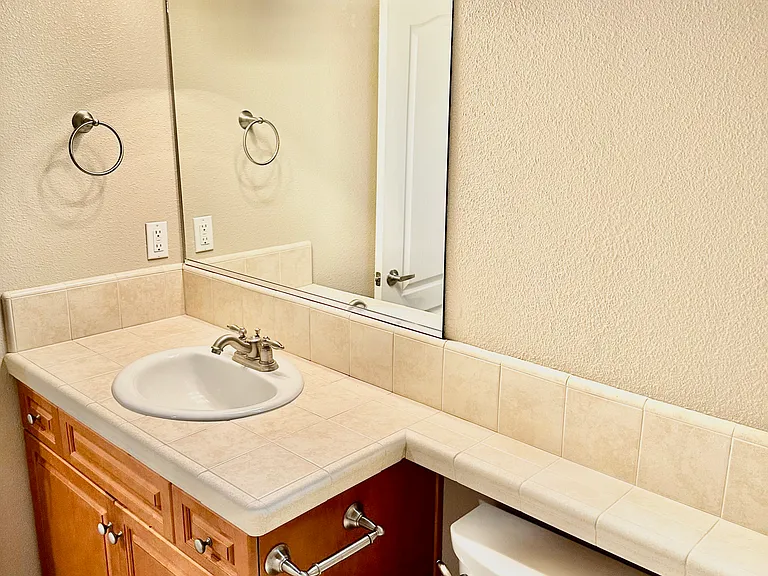 4048 W Apple Tree Ln — Photo 12