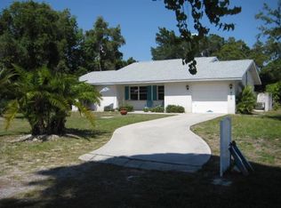 602 Shore Rd, Nokomis, FL 34275