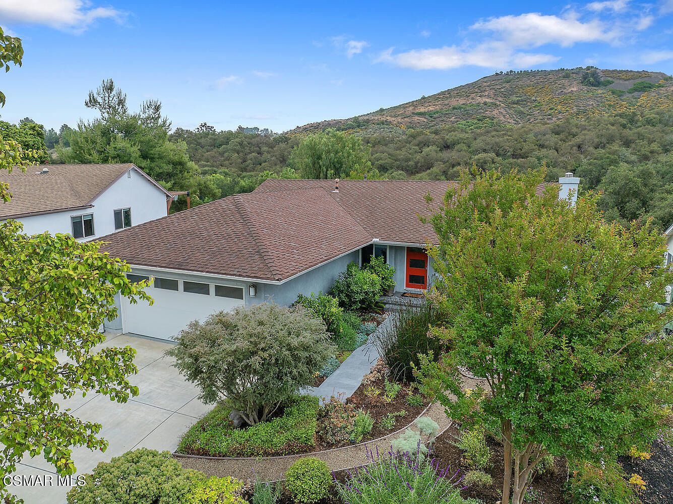 【匿名配送】HOUSES AND GARDENS IN CALIFORNIA 669 Calle Sequoia, Thousand Oaks, CA 91360 | Zillow