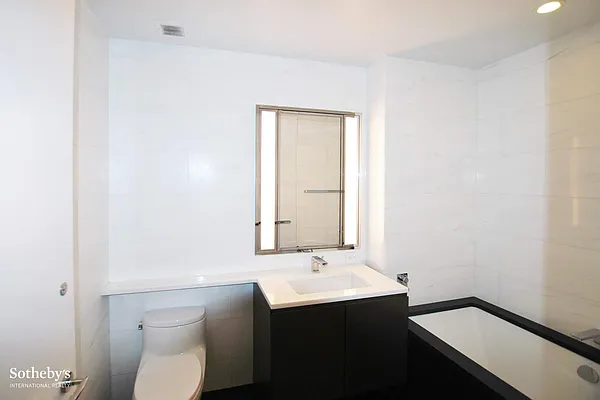 Rented by Sotheby's International Realty | media 30