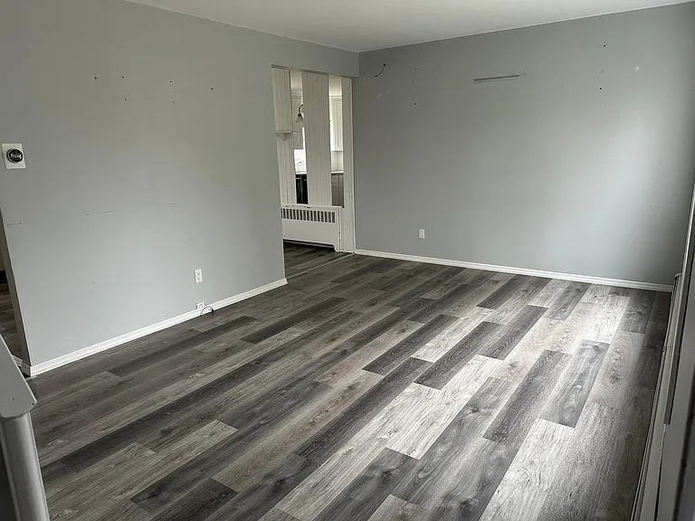 260 N 8th St — Photo 5