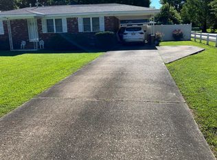 304 Warren St, Como, MS 38619