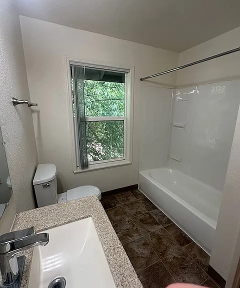 Cedar Terrace Apartments — Photo 3