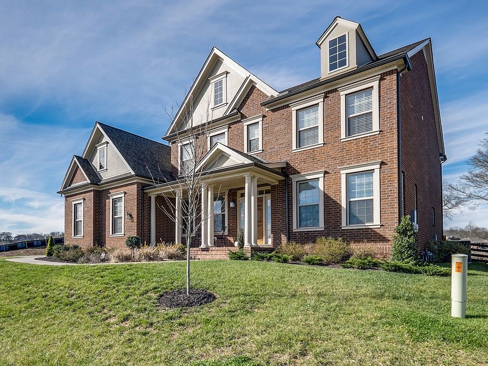 1st image of 6851 Manor Dr