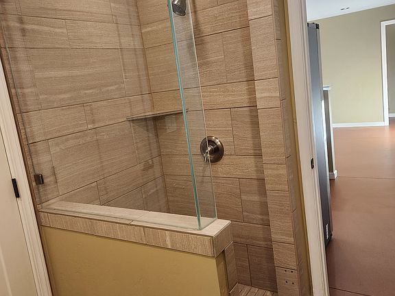 5th image of 49 Folsom Pl