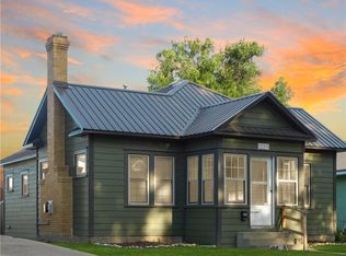 207 3rd St W, Roundup, MT 59072