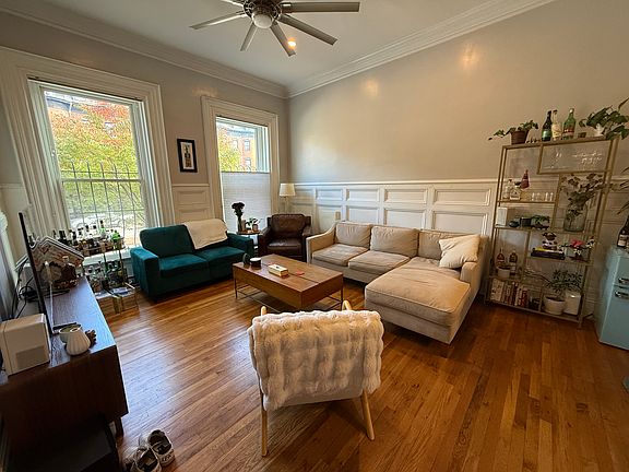 5th image of 469 Massachusetts Ave APT 2