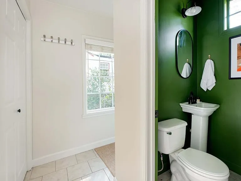 1543 Glenwood Ave SE — Photo 28