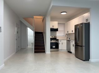 32-10 35th St #1F, Astoria, NY 11106