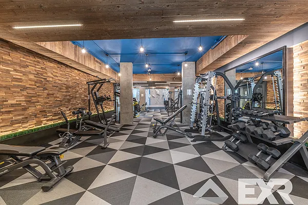 Rented by The KCI Group | media 71