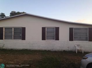 941 W 6th St, Riviera Beach, FL 33404