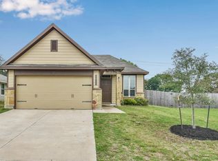 1917 Maize Ct, Brenham, TX 77833