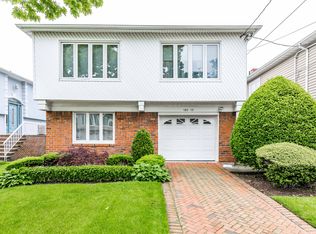 16032 91st St, Howard Beach, NY 11414