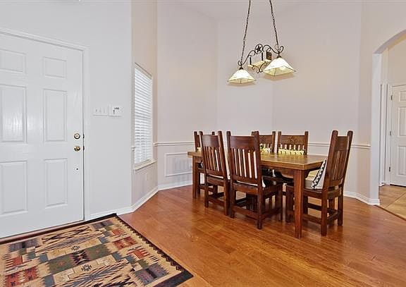 3rd image of 349 Mesquite Hill Dr