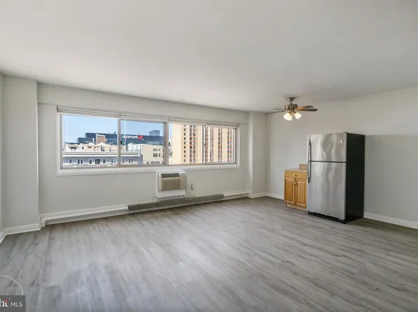 2101 Chestnut St APT 1015, Philadelphia, PA 19103