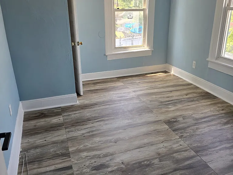 274 W Grand Ave #2 — Photo 4