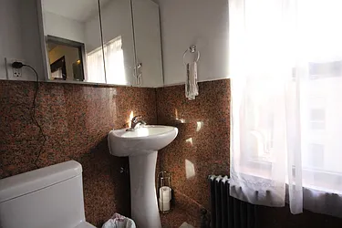 Rented by Dynamik Realty