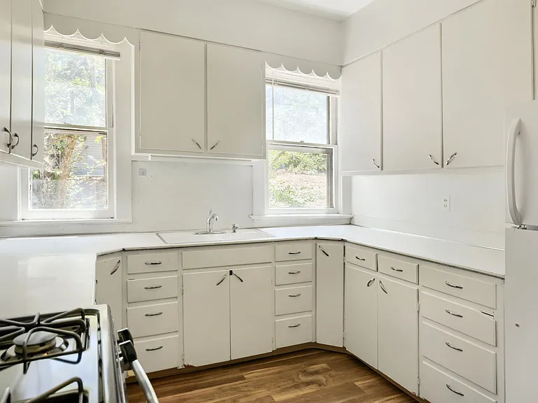 1410 Washington Avenue - #1 — Photo 8