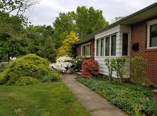 21 Evans Dr, Cranbury, NJ 08512