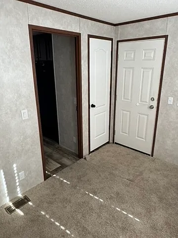 1 bed, 890 sqft, $852 — Photo 4