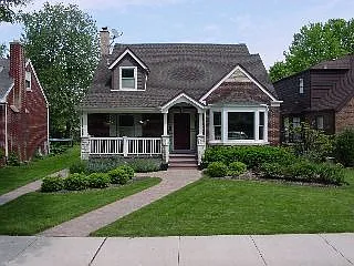 5909 N Newark Ave photo 1