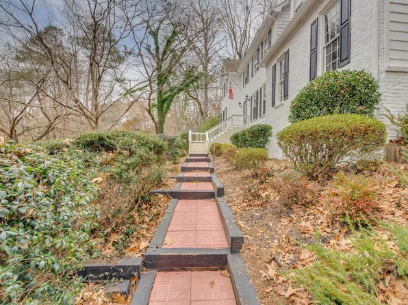 2093 Breconridge Dr SW, Marietta, GA 30064