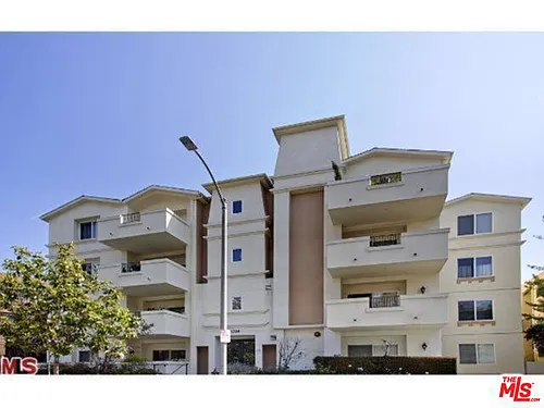 1726 S Bentley Ave #304 Photo 1